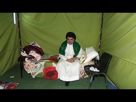 الصدر يدخل الى الساحة الخضراء ويعتصم فيها للضغط على الحكومة