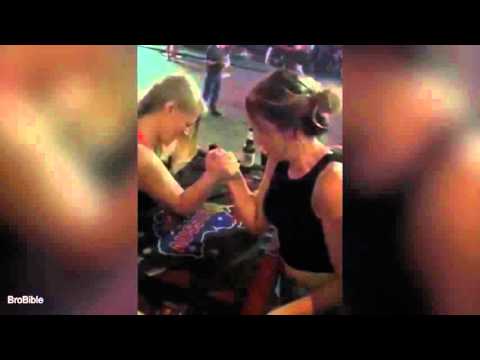 شاهد فتاة تكسر ذراع صديقتها في لعبة