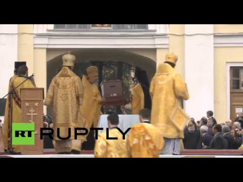 سان بطرسبورغ تحتفل بذكرى نقل رفات القديس ألكسندر نيفسكي