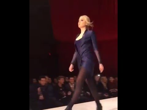 شاهد ابنة المرشح الرئاسي الأميركي «ترامب» تشعل «إنستغرام» بعروض أزياء