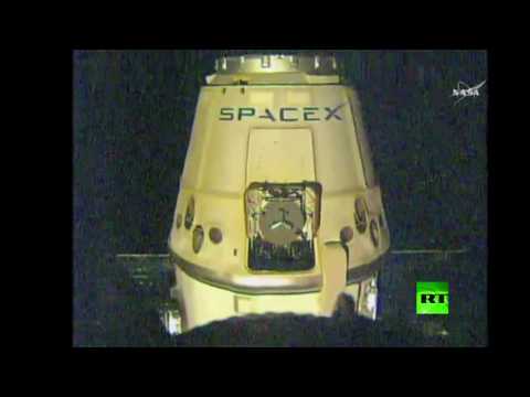 لحظة انفصال مركبة دراغون الفضائية الأميركية عن المحطة الفضائية الدولية