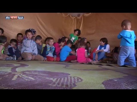 شاهد ناشطون يقدمون الدعم للاجئي سورية في لبنان