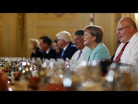 بالفيديو شاهد الحكومة الألمانية تتبنى قانونا جديدا لإدماج اللاجئين