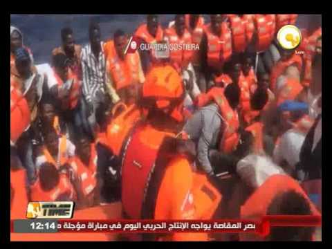 بالفيديو الشرطة الإيطالية توقف 16 يشتبه في إدارتهم للهجرة غير القانونية