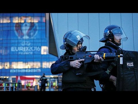 الحكومة البريطانية تحذر مواطنيها من مخاطر التوجه الى فرنسا