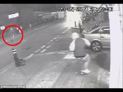 عامل يطلق 8 طلقات على ضابط