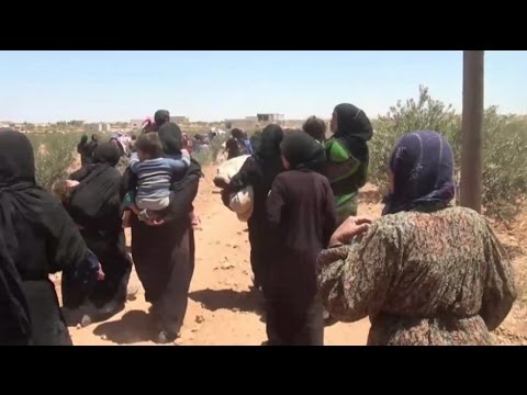 بالفيديو لماذا يمنع داعش أهالي منبج الخروج منها