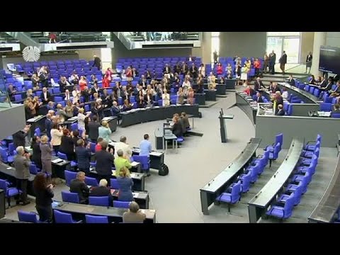 بالفيديو البرلمان الألماني يصوت على مقترح التعريف القانوني للاغتصاب