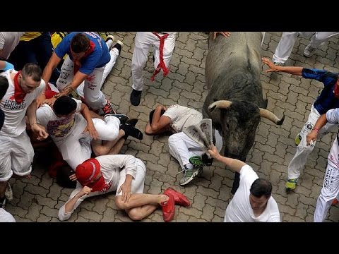 إصابات في مهرجان سان فيرمين في إسبانيا