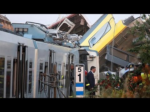 ماتيو رينزي يعِد بتحديد المسؤوليات في حادث اصطدام قطارين