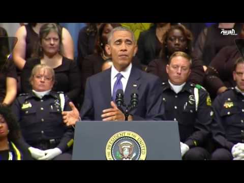 شاهد باراك أوباما وجورج بوش الإبن يجتمعون في قاعة واحدة