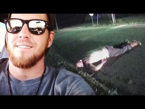 شرطى أمريكى يقتل شاب أعزل بـ 5 أعيرة نارية متتالية