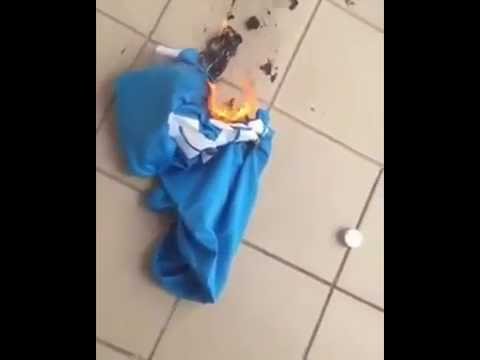 جماهير نابولي تصب غضبها على الأرجنتيني جونزالو هيغواينجماهير نابولي تصب غضبها على الأرجنتيني جونزالو هيغواينجماهير نابولي تصب غضبها على الأرجنتيني جونزالو هيغواين