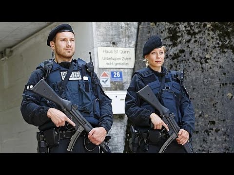 بالفيديو شاهد نشر شريط فيديو لمنفذي الهجوم على كنيسة كاثوليكية في فرنسا