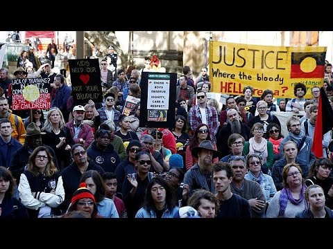 شاهد مظاهرات للتنديد بتعذيب الأطفال القُصر في سجن دون دالي