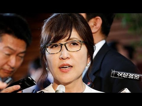 بالفيديو شاهد شينزو آبية يعيّن وزيرة دفاع قومية في حكومته الجديدة