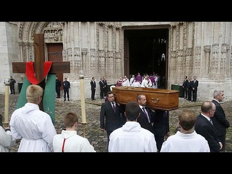 قداس جنائزي على روح الكاهن الفرنسي جاك هامل