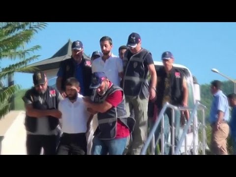 بالفيديو تركيا تبدأ بالإفراج عن 38 ألف سجين غير متورطين في الانقلاب الفاشل