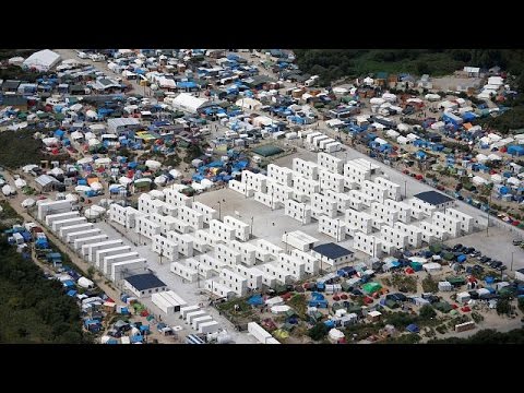 قصة اتفاقية توكيه من مخيم سانغات إلى ادغال كاليه للاجئين