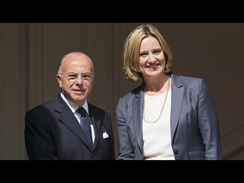 لقاء بين وزيري داخلية فرنسا وبريطانيا في باريس