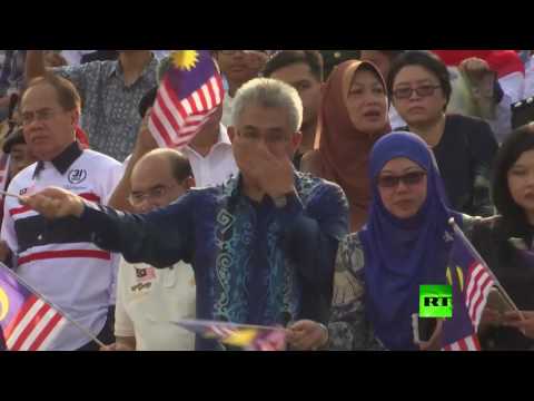 شاهد العرض العسكري في كوالا لمبور