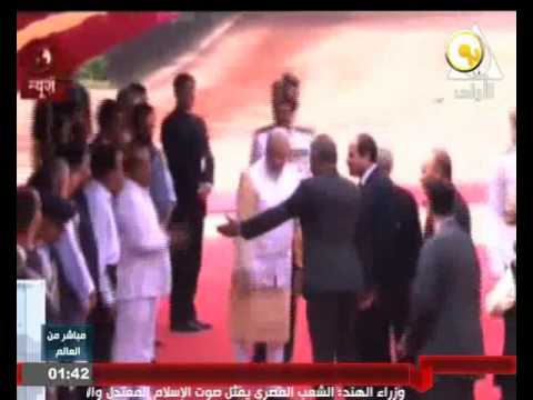 الرئيس السيسى يضع إكليلا من الزهور على قبر الزعيم الهندى الراحل غاندى