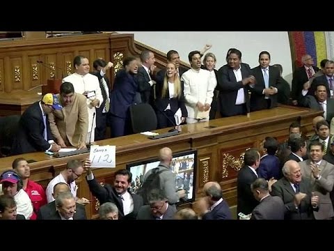 بالفيديو فنزويلا ومسألة الاستفتاء على الرئاسة