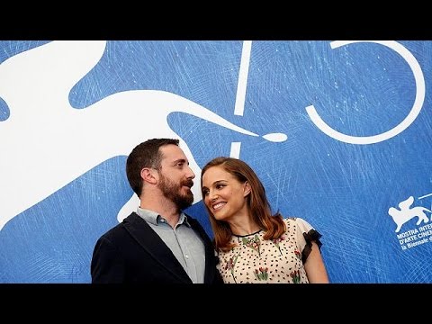 عرض  فيلم جاكي وحياة جاكلين كينيدي بعد اغتيال زوجها