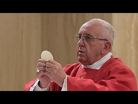 شاهد البابا فرانسيس يؤكد أن القتل باسم الرب عمل شيطاني