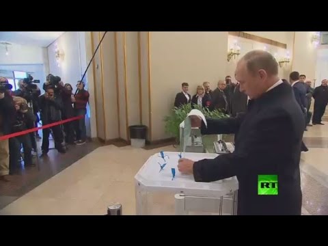 بالفيديو الرئيس بوتين يدلي بصوته في انتخابات الدوما الروسي