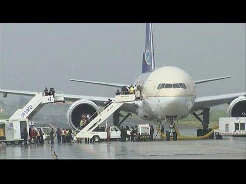 إنذار كاذب باختطاف طائرة سعودية في مانيلا