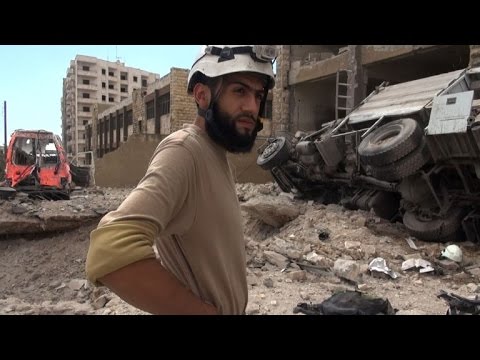 بالفيديو أحياء حلب الشرقية تعاني من جحيم الغارات