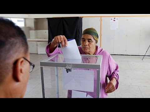 شاهد المغربيون ينتخبون برلمانًا جديدًا