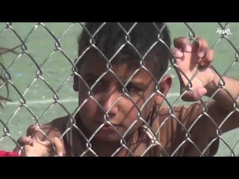 شاهد القوات العراقية على بعد قرية واحدة من مدينة الموصل