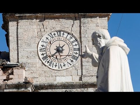 شاهد المدارس المتضررة من الزلزال الأخير في إيطاليا ستبقى موصدة لأسبوعيْن