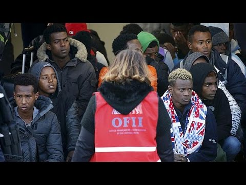 نقل القاصرين من مخيم كاليه إلى مراكز مختلفة في فرنسا