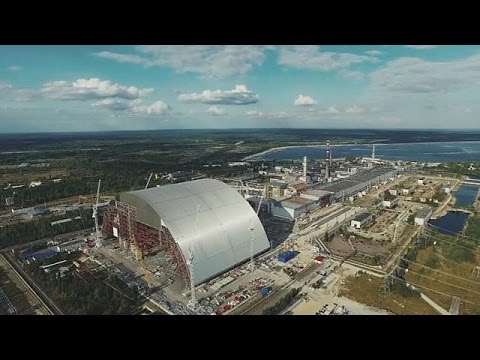 بالفيديو  بدء عملية تثبيت الغطاء الواقي الجديد لمفاعل تشيرنوبيل