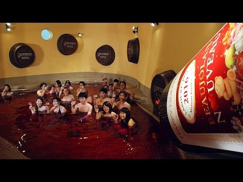 حمام النبيذ  افضل طرق الاسترخاء اليابانية