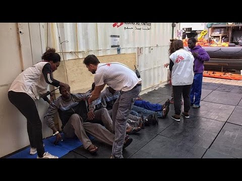 بالفيديو 17 غريقاً وأكثر من 350 مفقودًا في عرض البحر المتوسط