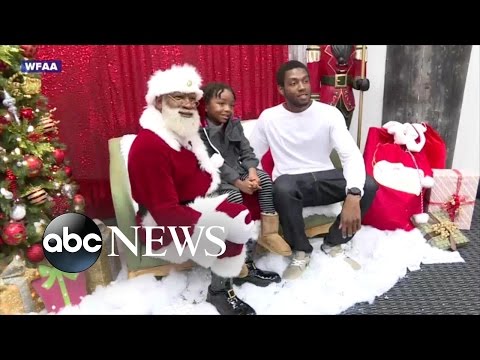 شاهد لأول مرة في أميركا بابا نويل أسود