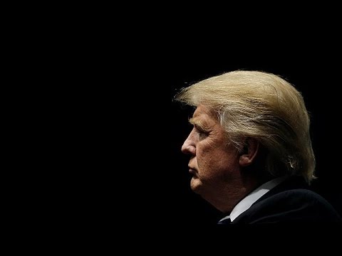 شاهد ترامب يصف التقارير عن تدخل روسي لصالحه في الانتخابات بـ السخيفة