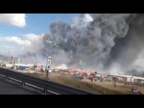 بالفيديو  لحظة انفجار في سوق ألعاب نارية في المكسيك