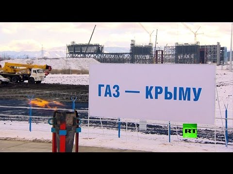 شاهد بوتين يطلق ضخ الغاز إلى القرم