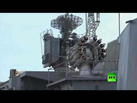 سفينة الأميرال تريبوتس الحربية الروسية تصل فيتنام