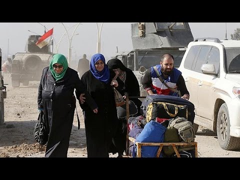 شاهد المدنيون حين يفرون من داعش صوب المجهول