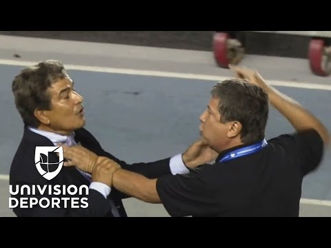 مشادة حامية بين مدربي بنما والهندوراس