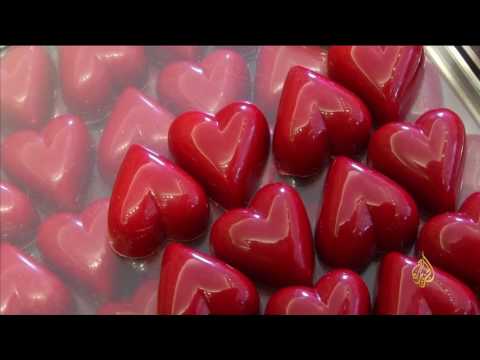 شاهد  أبرز طرق تزيين الشوكولاتة