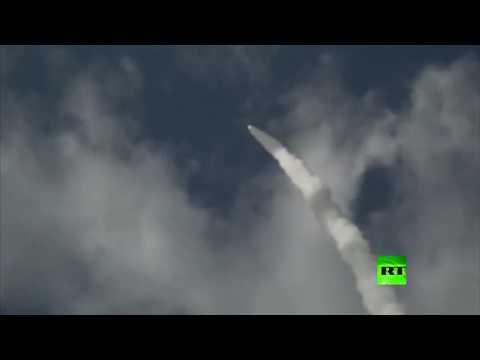 شاهد  لحظة إطلاق صاروخ باكستاني قادر على حمل رؤوس نووية