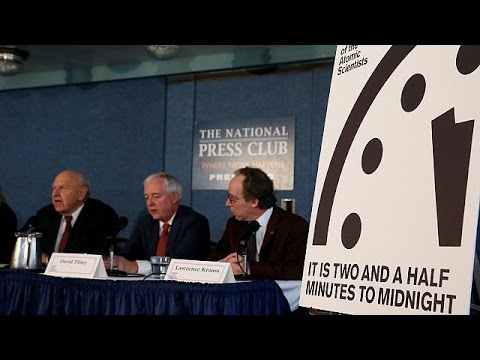 شاهد تقديم ساعة نهاية العالم إلى ثلاثين ثانية