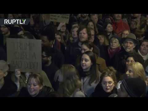 بالفيديو مظاهرات في لندن ضد قرار دونالد ترامب بشأن منع السفر للمسلمين